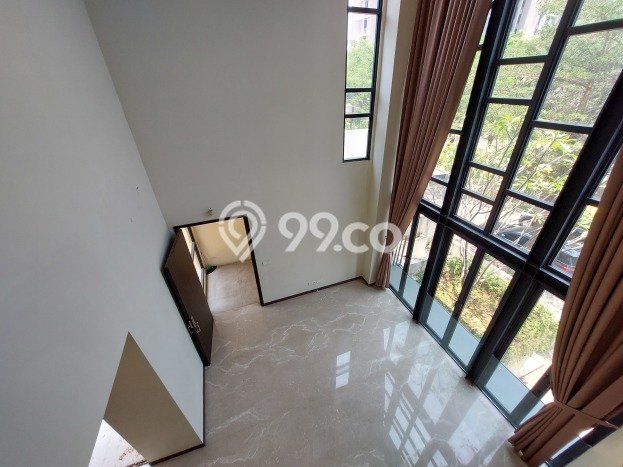 Rumah Luxury Modern Tanpa Renovasi di BSD Tangerang Rumah Luxury Modern Tanpa Renovasi di BSD Tangerang