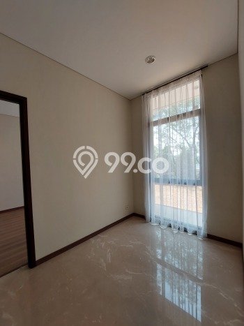 Rumah Luxury Modern Tanpa Renovasi di BSD Tangerang Rumah Luxury Modern Tanpa Renovasi di BSD Tangerang