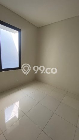 Dijual Hunian Rumah Nyaman 4 Kamar di BSD, Tangerang Dijual Hunian Rumah Nyaman 4 Kamar di BSD, Tangerang