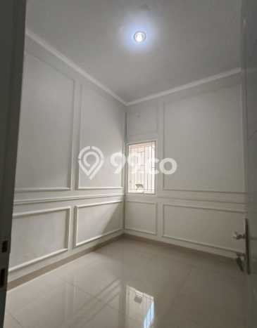 For Sale Rumah 3 Kamar Lokasi Ideal Bagus dan Strategis di BSD For Sale Rumah 3 Kamar Lokasi Ideal Bagus dan Strategis di BSD