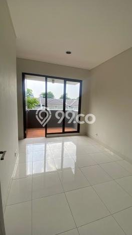 Dijual Hunian Rumah Nyaman 4 Kamar di BSD, Tangerang Dijual Hunian Rumah Nyaman 4 Kamar di BSD, Tangerang