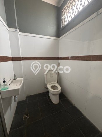 LOKASI STRATEGIS! Ruko Kawasan Serpong, Luas 270m², Area Bisnis, Mainroad LOKASI STRATEGIS! Ruko Kawasan Serpong, Luas 270m², Area Bisnis, Mainroad