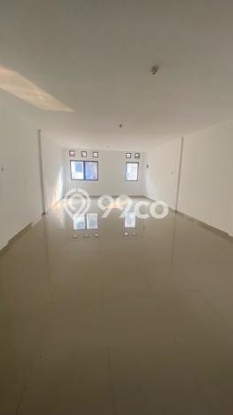 AREA KOMERSIAL! Ruko For Rent di BSD, Luas 155m², Jalan Utama, Siap Operasional AREA KOMERSIAL! Ruko For Rent di BSD, Luas 155m², Jalan Utama, Siap Operasional