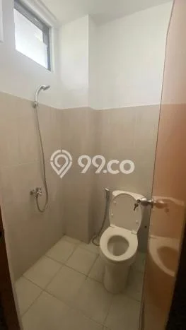 AREA KOMERSIAL! Ruko For Rent di BSD, Luas 155m², Jalan Utama, Siap Operasional AREA KOMERSIAL! Ruko For Rent di BSD, Luas 155m², Jalan Utama, Siap Operasional