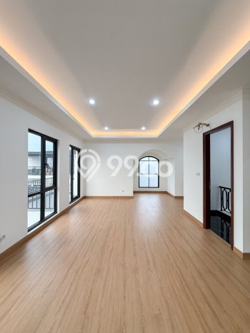 Hunian Mewah LB 352m2 Siap Huni Desain Elegan di BSD The Icon, Tangerang Hunian Mewah LB 352m2 Siap Huni Desain Elegan di BSD The Icon, Tangerang