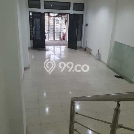 Ruko untuk Disewa di Pusat Jakarta Pusat Luas Bangunan 720m2 Ruko untuk Disewa di Pusat Jakarta Pusat Luas Bangunan 720m2
