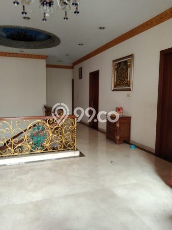 Siap Huni Hunian Elit 7 Kamar di Kelapa Gading Dekat ke Mana Saja Siap Huni Hunian Elit 7 Kamar di Kelapa Gading Dekat ke Mana Saja