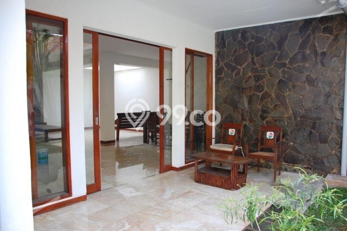 Hunian Mewah Siap Huni LT 738m2 di Menteng, Jakarta Pusat Hunian Mewah Siap Huni LT 738m2 di Menteng, Jakarta Pusat