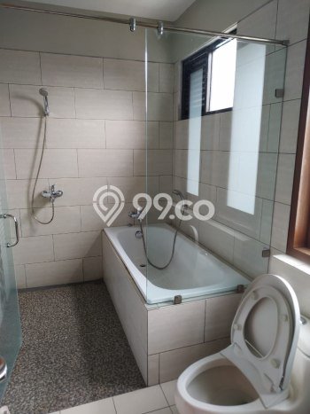 Sewa Rumah Bagus di Kebayoran Baru Harga Rp 615 Juta/ Tahun Sewa Rumah Bagus di Kebayoran Baru Harga Rp 615 Juta/ Tahun