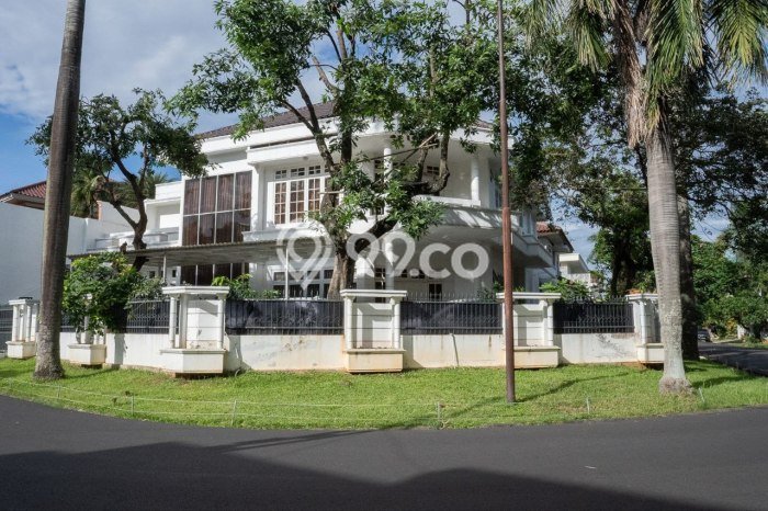 Jual Rumah Mewah Elegan Dengan View Cantik di Pondok Indah, Jakarta Selatan Jual Rumah Mewah Elegan Dengan View Cantik di Pondok Indah, Jakarta Selatan