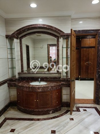 Rumah Mewah LB 800m2 Siap Pakai Desain Elegan di Pondok Indah, Jakarta Selatan Rumah Mewah LB 800m2 Siap Pakai Desain Elegan di Pondok Indah, Jakarta Selatan