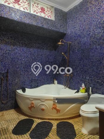 Hunian Elit LB 800m2 Siap Pakai Desain Elegan di Pejaten, Jakarta Selatan Hunian Elit LB 800m2 Siap Pakai Desain Elegan di Pejaten, Jakarta Selatan