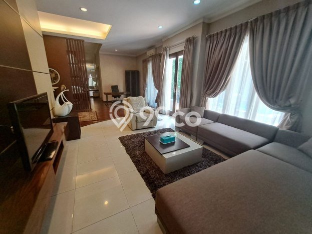 Siap Huni Rumah Mewah 6 Kamar di Kebayoran Baru Dekat ke Mana Pun Siap Huni Rumah Mewah 6 Kamar di Kebayoran Baru Dekat ke Mana Pun