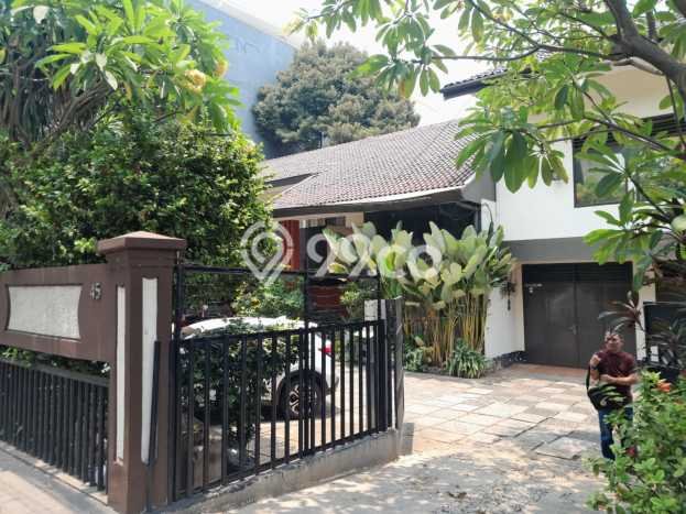 Rumah Elit LB 1350m2 Siap Pakai Desain Elegan di Fatmawati, Jakarta Selatan Rumah Elit LB 1350m2 Siap Pakai Desain Elegan di Fatmawati, Jakarta Selatan