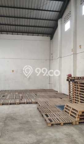 Gudang Disewa di Bandung dengan LB 600m2 Area Komersial Ramai Gudang Disewa di Bandung dengan LB 600m2 Area Komersial Ramai