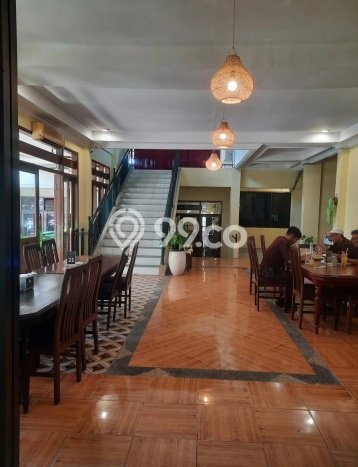 Komersial disewakan lokasi strategis Sedati Sidoarjo 1200m2 Komersial disewakan lokasi strategis Sedati Sidoarjo 1200m2