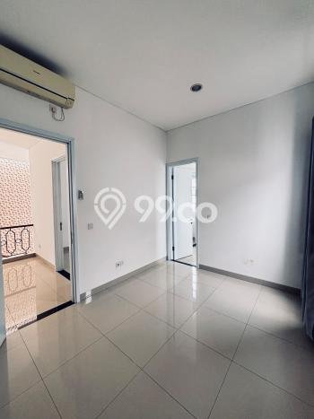 Jarang Ada! Rumah Sewa 4 Kamar Bagus Siap Huni BSD De Park Jarang Ada! Rumah Sewa 4 Kamar Bagus Siap Huni BSD De Park