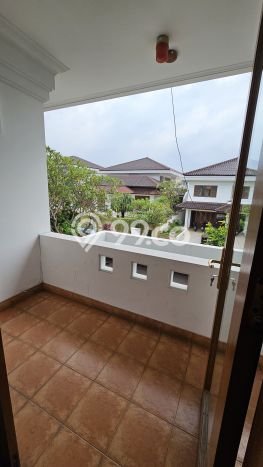 Rumah Mewah LB 400m2 Siap Huni Desain Elegan di Pejaten, Jakarta Selatan Rumah Mewah LB 400m2 Siap Huni Desain Elegan di Pejaten, Jakarta Selatan
