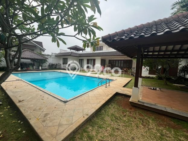 Jual Rumah Mewah Megah Dengan View Eksklusif di Pejaten, Jakarta Selatan Jual Rumah Mewah Megah Dengan View Eksklusif di Pejaten, Jakarta Selatan