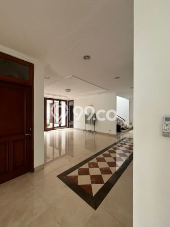 Jual Rumah Mewah Megah Dengan View Eksklusif di Pejaten, Jakarta Selatan Jual Rumah Mewah Megah Dengan View Eksklusif di Pejaten, Jakarta Selatan