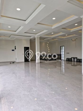 For Sale! Luxury House LT 313m2 Desain Modern di Tomang For Sale! Luxury House LT 313m2 Desain Modern di Tomang