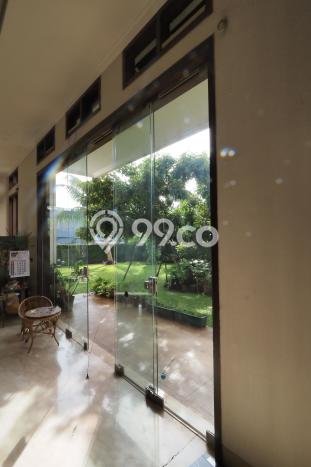 Dijual Rumah Luas Elegan Dengan View Cantik di Bintaro, Jakarta Selatan Dijual Rumah Luas Elegan Dengan View Cantik di Bintaro, Jakarta Selatan