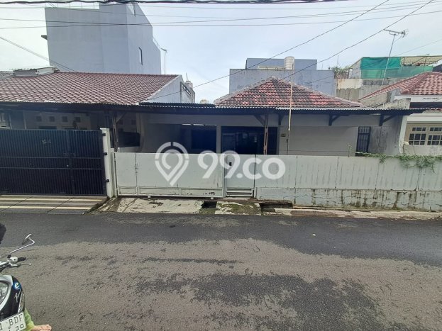 Disewakan! Rumah 3 Kamar Tidur &
1 Kamar Mandi di Sunrise Garden, Jakarta Barat Disewakan! Rumah 3 Kamar Tidur &
1 Kamar Mandi di Sunrise Garden, Jakarta Barat