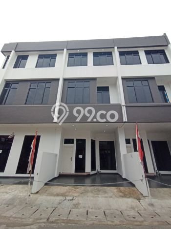 Dijual Rumah 3 Kamar Lokasi Strategis Bagus dan Strategis di Kemayoran Dijual Rumah 3 Kamar Lokasi Strategis Bagus dan Strategis di Kemayoran