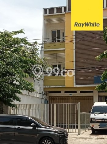 Ruko Dijual di Tambaksari LT 134m2, LB 246m2 Solusi Investasi Cerdas Ruko Dijual di Tambaksari LT 134m2, LB 246m2 Solusi Investasi Cerdas
