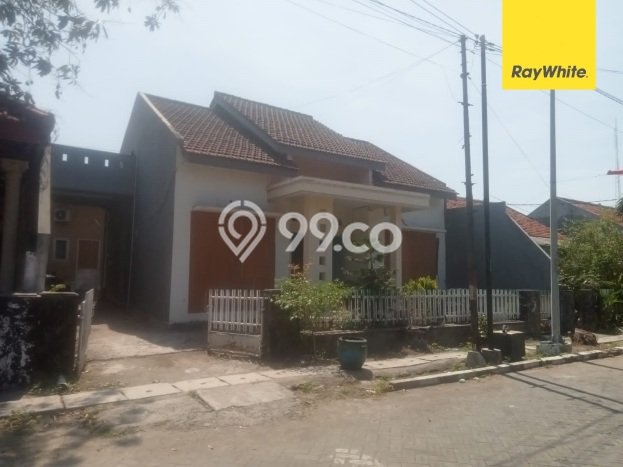 Ready to Use! Luxury House LT 255m2 Desain Elegan di Perak Ready to Use! Luxury House LT 255m2 Desain Elegan di Perak