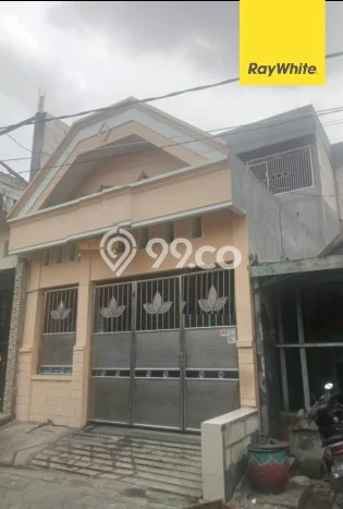 Dijual Rumah Premium dengan Fasilitas Sekitar Komplit di Simokerto, Surabaya Dijual Rumah Premium dengan Fasilitas Sekitar Komplit di Simokerto, Surabaya