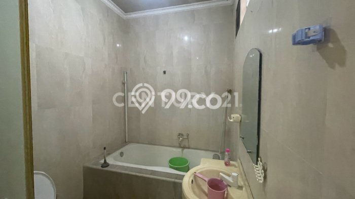 For Sale Rumah Mewah Exclusive di Karawaci, Tangerang For Sale Rumah Mewah Exclusive di Karawaci, Tangerang