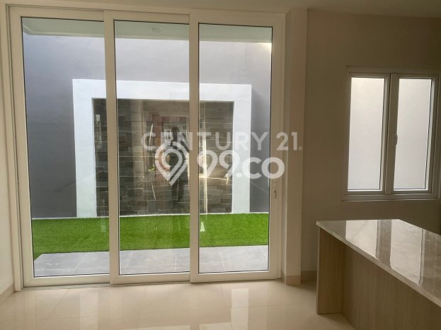 Rumah Elit Modern Tanpa Renovasi di Lippo Karawaci Tangerang Rumah Elit Modern Tanpa Renovasi di Lippo Karawaci Tangerang