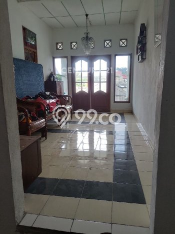 For Sale Rumah 5 Kamar Lokasi Strategis Bagus dan Strategis di Karawaci For Sale Rumah 5 Kamar Lokasi Strategis Bagus dan Strategis di Karawaci