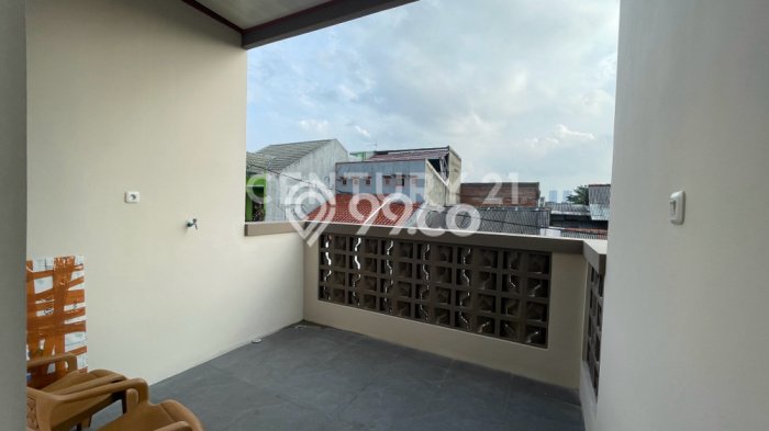 Rumah Modern Cantik 3 KT Siap Huni di Karawaci Rumah Modern Cantik 3 KT Siap Huni di Karawaci