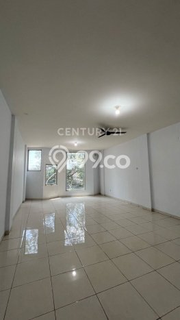 Disewakan Ruko di Karawaci Tangerang LT 75m2, LB 225m2 Disewakan Ruko di Karawaci Tangerang LT 75m2, LB 225m2