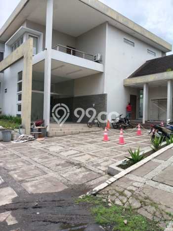 Rumah Mewah Akses Mudah di Bandung Unfurnished Rumah Mewah Akses Mudah di Bandung Unfurnished
