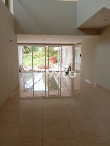 Vila Kawasan Lembang, Luas 1600m2m², Lokasi Strategis Vila Kawasan Lembang, Luas 1600m2m², Lokasi Strategis