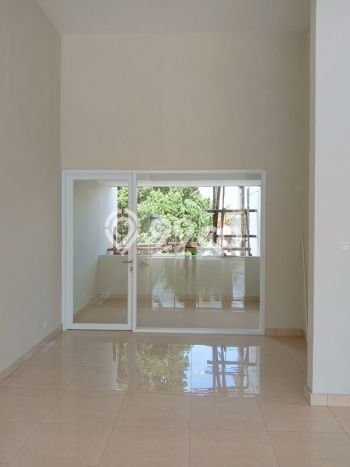 Vila Kawasan Lembang, Luas 1600m2m², Lokasi Strategis Vila Kawasan Lembang, Luas 1600m2m², Lokasi Strategis