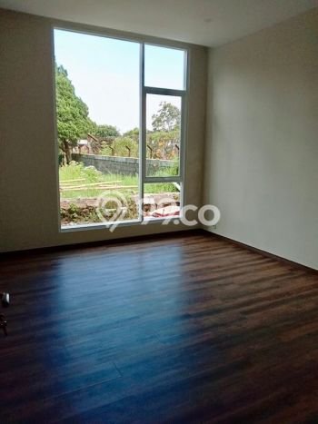 Vila Kawasan Lembang, Luas 1600m2m², Lokasi Strategis Vila Kawasan Lembang, Luas 1600m2m², Lokasi Strategis