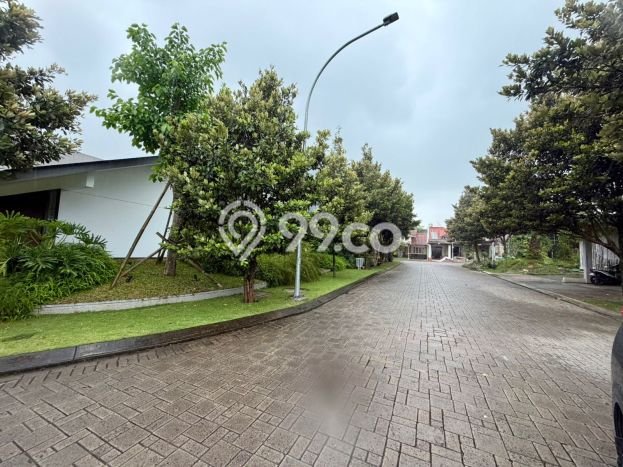 Lahan Dijual Lokasi Strategis di Bandung dengan Luas 447m2 Lahan Dijual Lokasi Strategis di Bandung dengan Luas 447m2