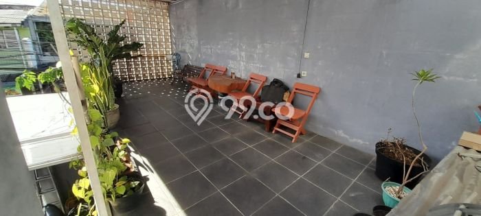 Rumah Strategis di , Dekat Kawasan Bisnis, Bandung - LT 301m2m² Rumah Strategis di , Dekat Kawasan Bisnis, Bandung - LT 301m2m²