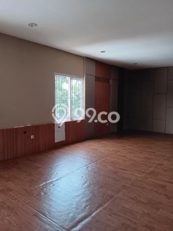 Disewakan Ruko di Kawasan Ramai Surya Sumantri Luas 270m2 Disewakan Ruko di Kawasan Ramai Surya Sumantri Luas 270m2