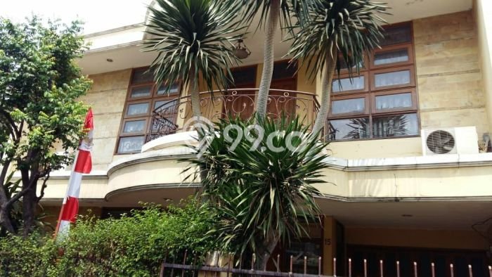Jual Rumah Mewah Elegan Dengan View Cantik di Tomang, Jakarta Barat Jual Rumah Mewah Elegan Dengan View Cantik di Tomang, Jakarta Barat