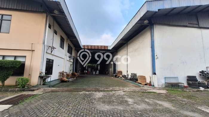 Gudang Bagus LT 9700m2 LB 4075m2 Dijual di Cileungsi Bogor Gudang Bagus LT 9700m2 LB 4075m2 Dijual di Cileungsi Bogor