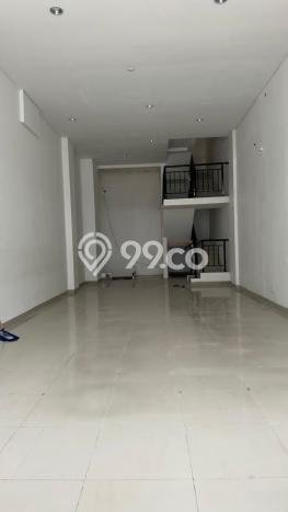 Unit Ruko Dijual di Cakung Jakarta Timur Luas Tanah 96m2, Luas Bangunan 288m2 Unit Ruko Dijual di Cakung Jakarta Timur Luas Tanah 96m2, Luas Bangunan 288m2