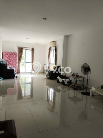 Siap Huni Rumah Mewah 4 Kamar di Cakung Dekat ke Mana Saja Siap Huni Rumah Mewah 4 Kamar di Cakung Dekat ke Mana Saja