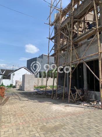 Dijual Hunian Rumah Terawat 10 KT di Malang Kota, Malang Dijual Hunian Rumah Terawat 10 KT di Malang Kota, Malang