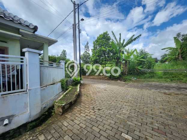Tanah Investasi Dijual di Malang Punya Luas 120m2 Tanah Investasi Dijual di Malang Punya Luas 120m2