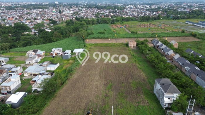 Lahan Kosong Dijual di Malang dengan Area 90m2 Lahan Kosong Dijual di Malang dengan Area 90m2